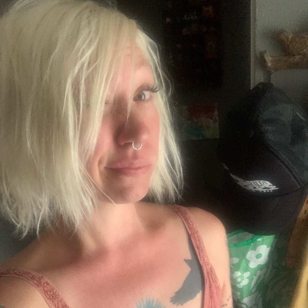 Meet your Posher, Kellie